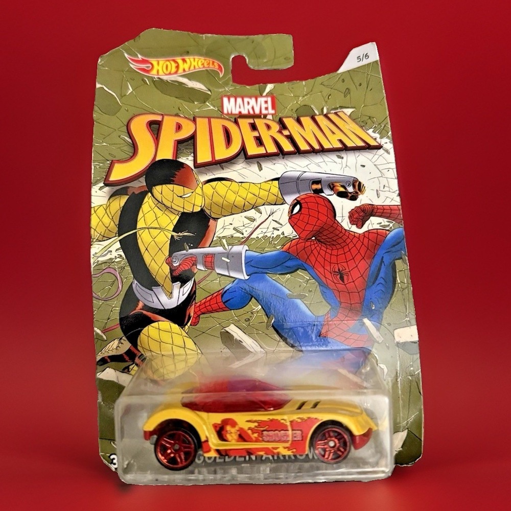 Hot Wheels Marvel Spider-Man GOLDEN ARROW 5/6 Shocker Diecast Car 2016 DWD19